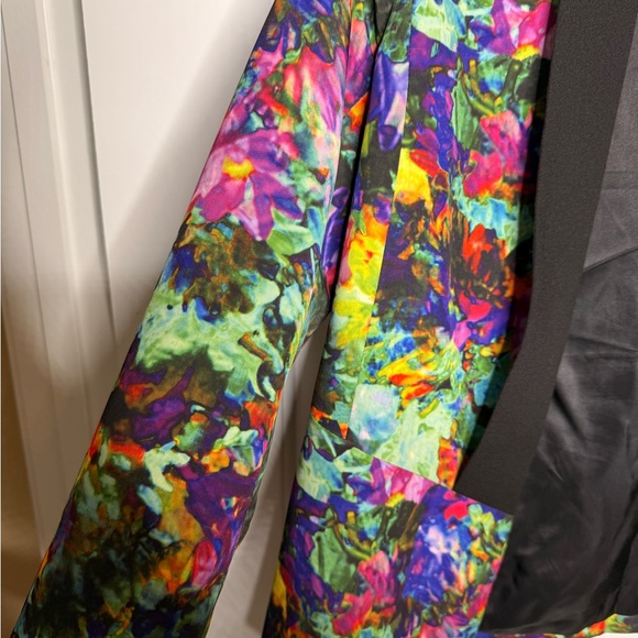 Petticoat Alley Multicolor Floral Blazer - Picture 3 of 6